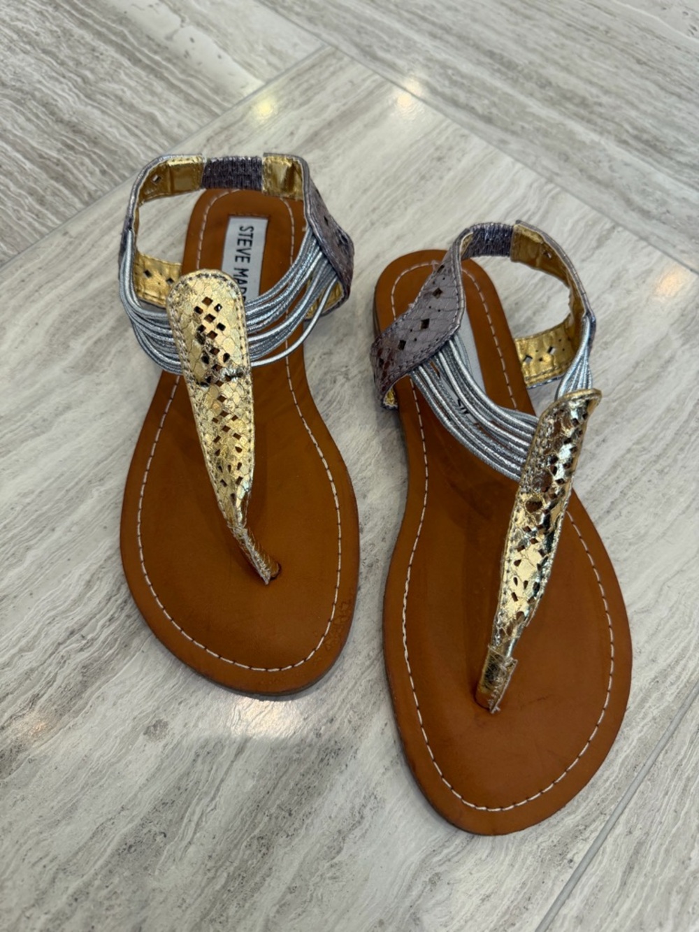 Girls Steve Madden Gold & Silver Braided T-Strap Sandals Flats Size 1